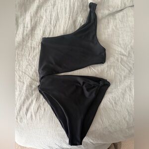 Skatie “Nicole” style over the shoulder one-piece